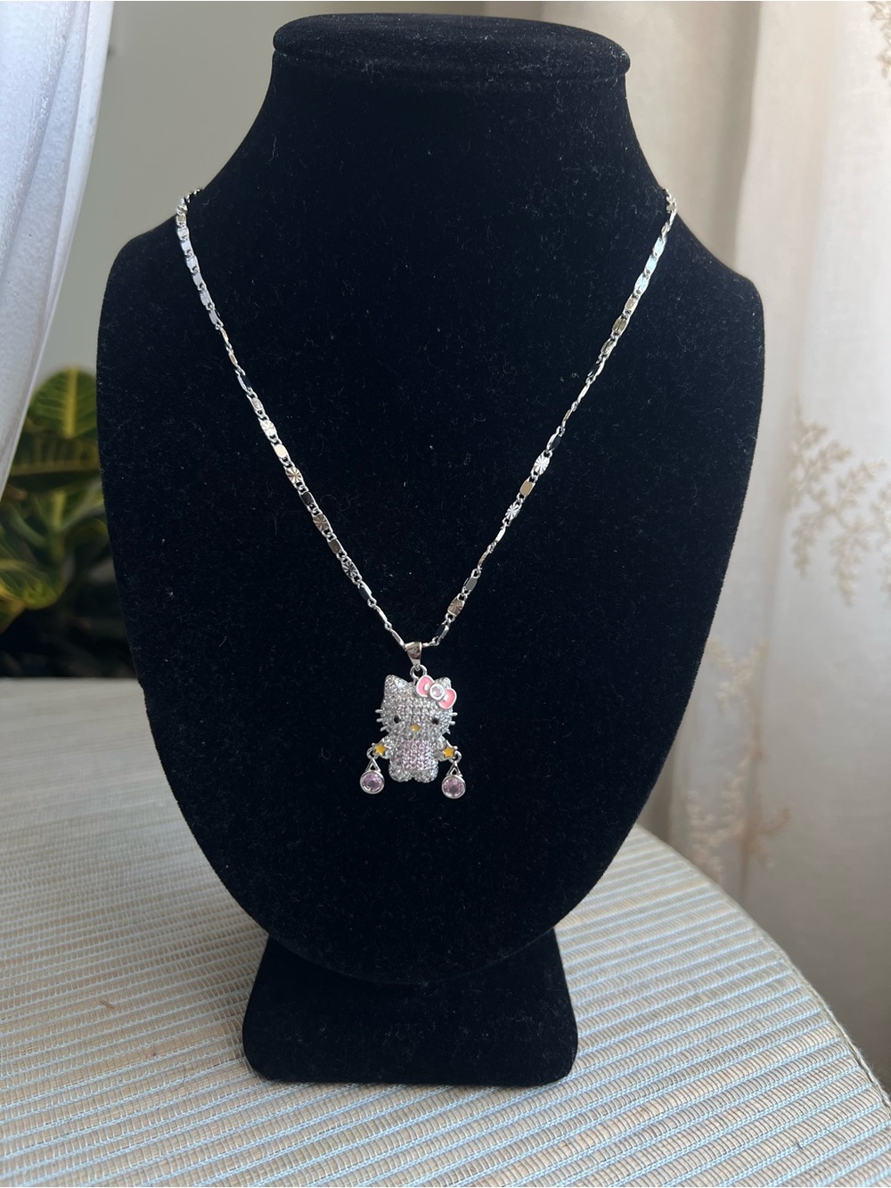 🩷- Silver pavé kitty  Cat Pendant Necklace with Pink dangle Accents